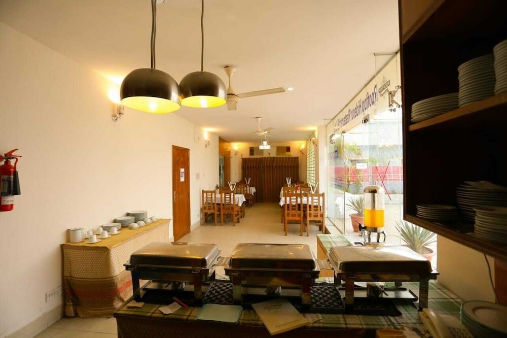 Фото Impiana Hotel Ltd