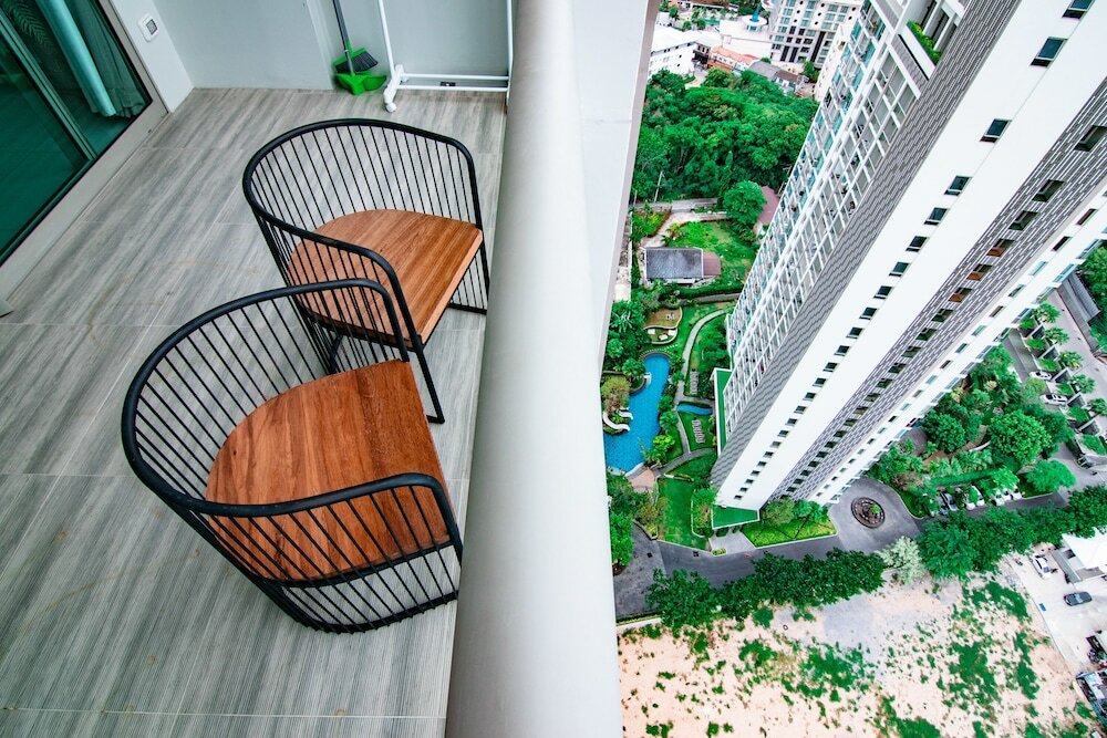 Фото The Riviera Wongamat by Pattaya Holiday