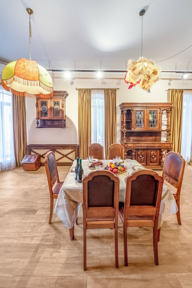 Фото Dzvel Ubanshi