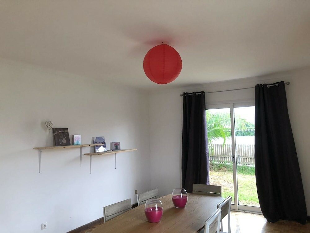 Фото House With 2 Bedrooms in Pico da Pedra, With Wonderful sea View and Enclosed Garden Near the Beach