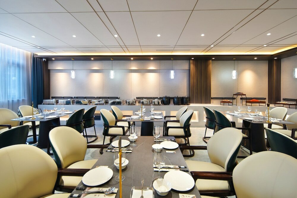 Фото Radisson Red Beijing Universal Resort