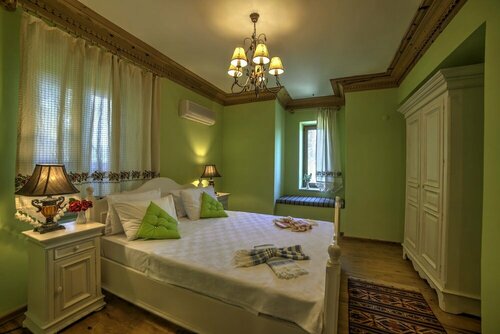 Гостиница Olive Farm Guesthouse в Датче