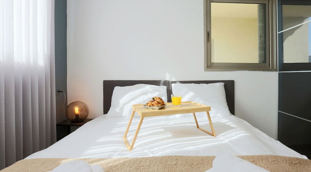 Фото AirTLV - Arlozorov Apartment's