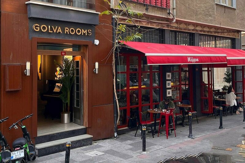 Гостиница Golva Rooms Yeldeğirmeni в Кадыкёй
