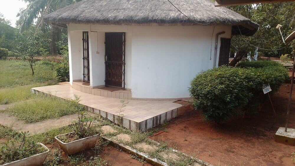 Фото Centre Ayifa Hôtel