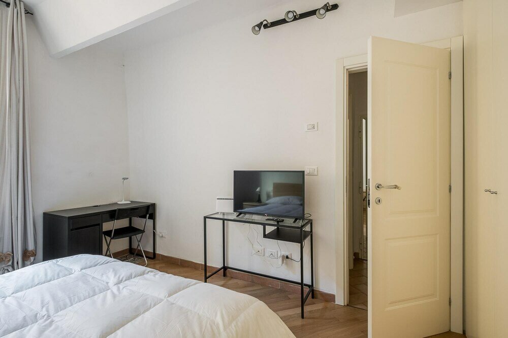 Фото Cozy Central Apartment Paglietta 12