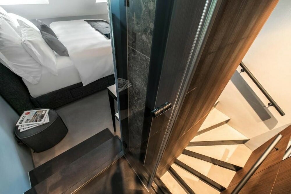 Фото The Roebbek