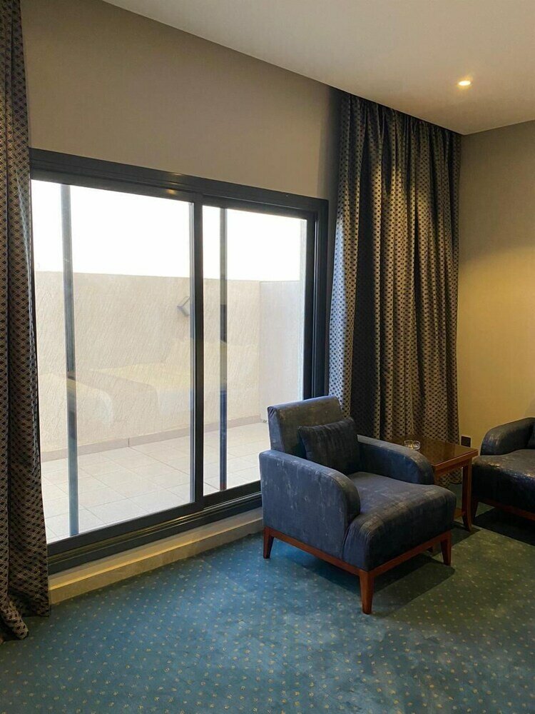 Фото Celine Home Hotel- Tawiq