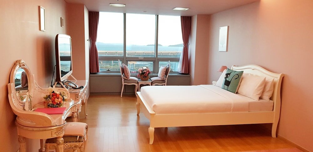 Фото Incheon Airport Capsule Hotel No. 1