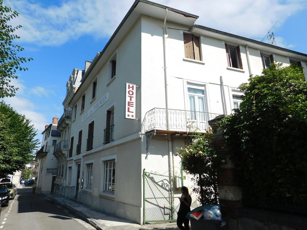 Фото Hotel Des Pyrénées