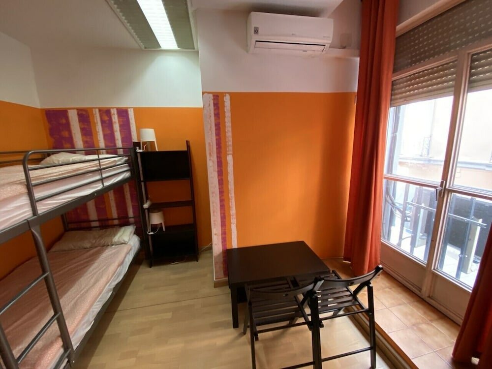 Фото Bed Madrid - Hostel