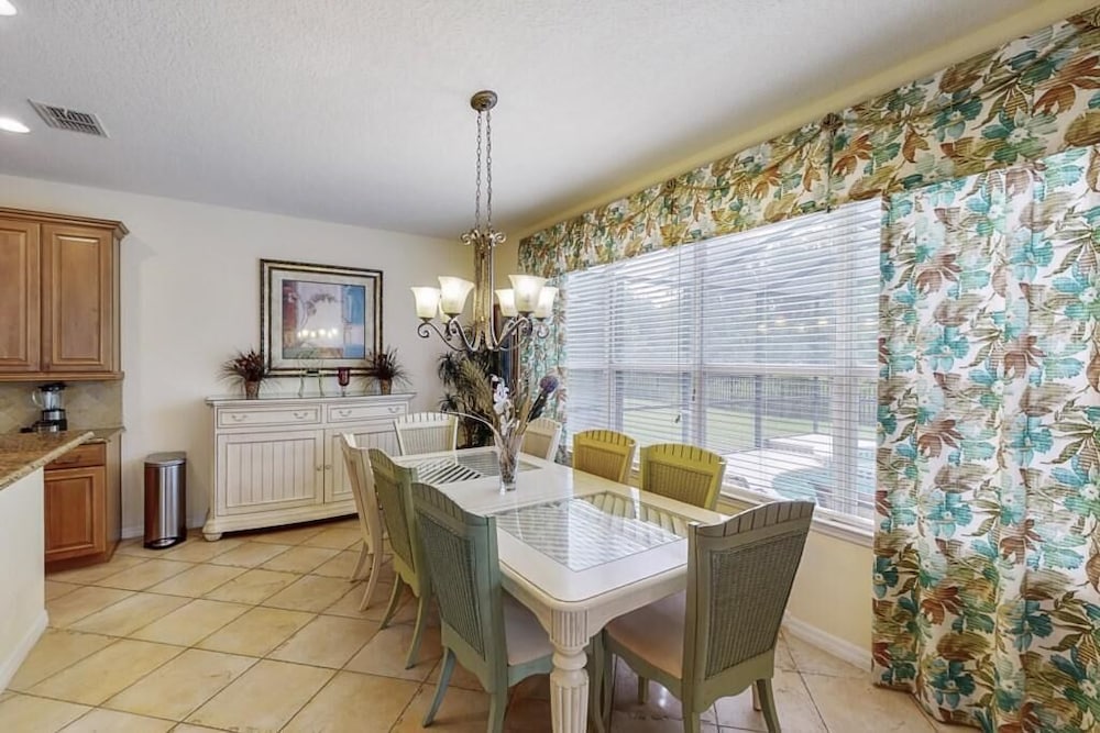 Фото Chun's Bella Vida Resort Vacation Home