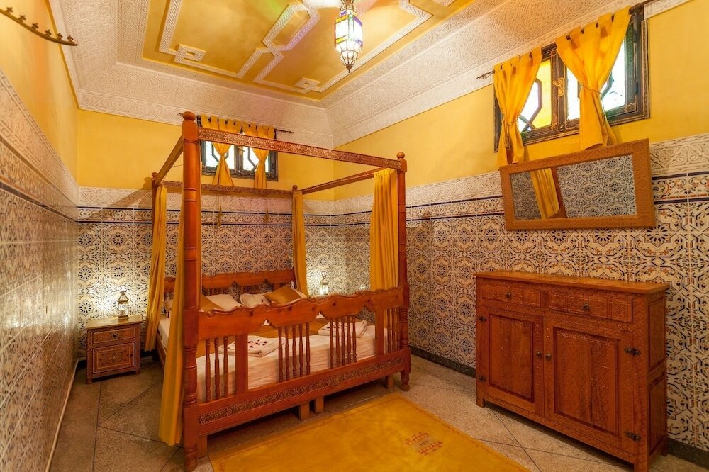 Фото Riad Tasneem