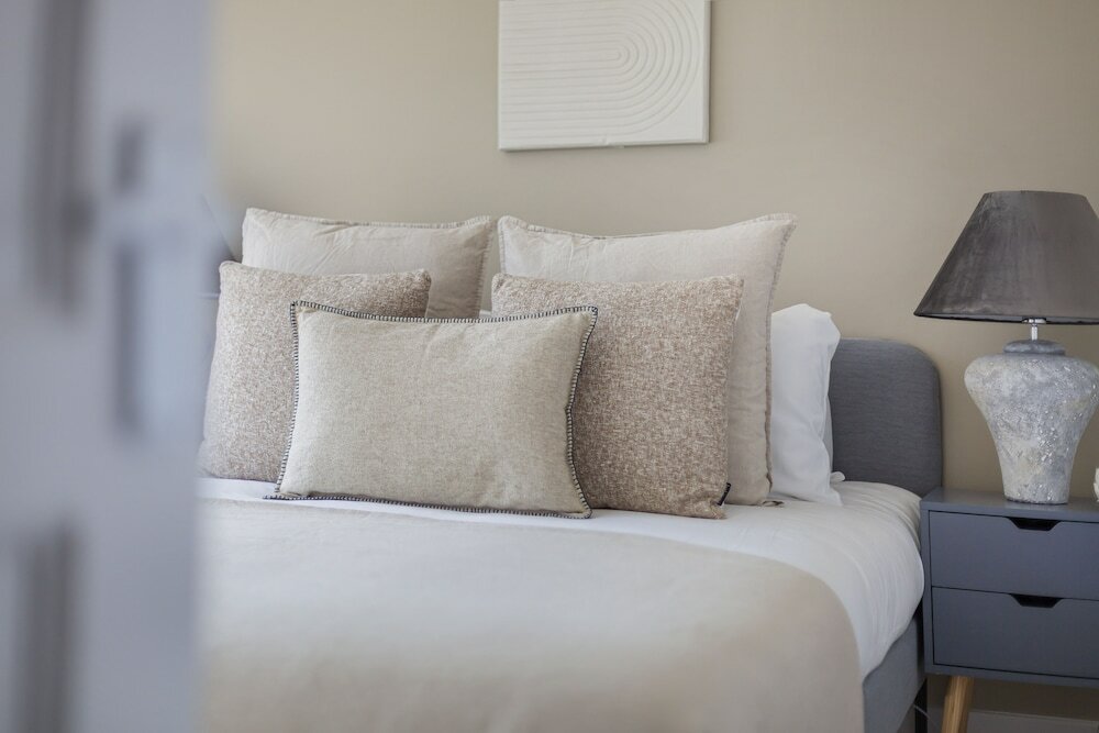 Фото The Neasden Villas