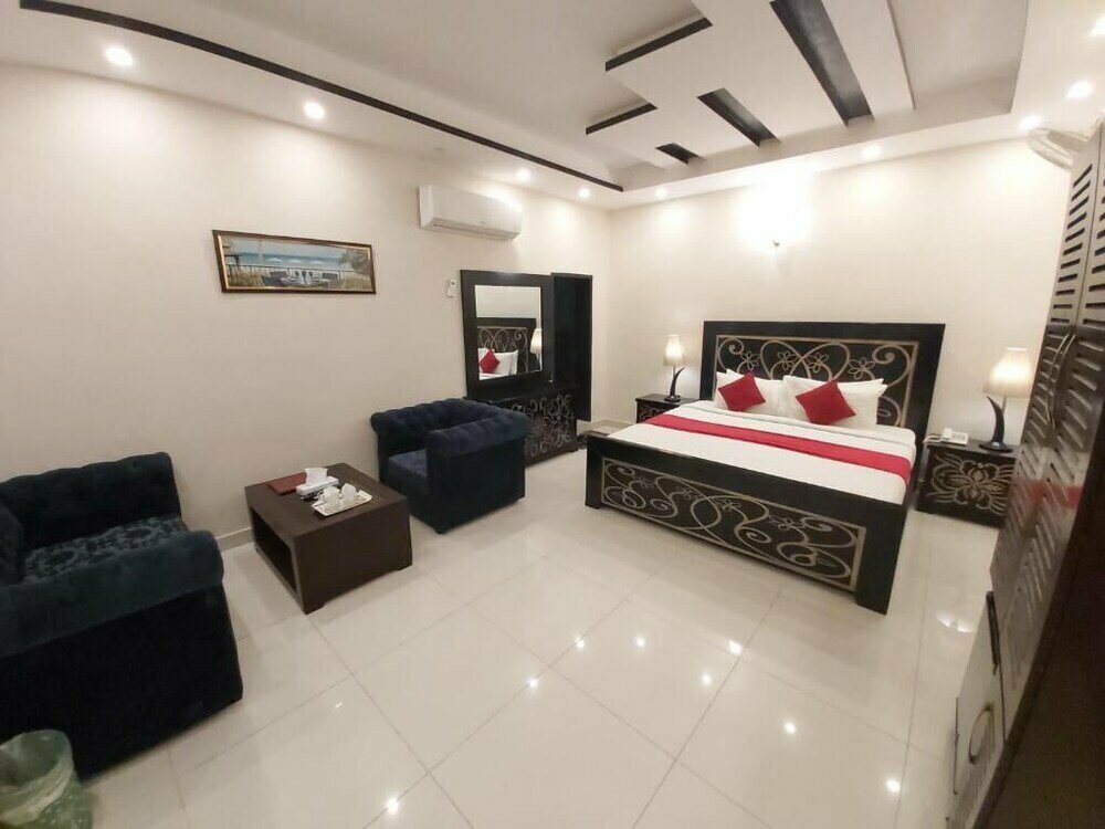 Hotel Mairona Hotels Gulberg, Lahore, photo