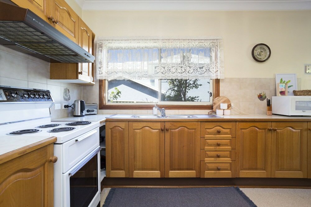 Фото South Coast Getaway House Sleeping 8 Guests