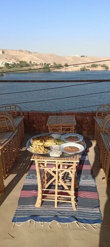 Гостиница Golden Nubian Guesthouse в Мухафазе Асуан