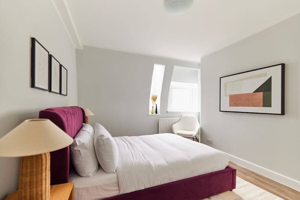 Фото The Fulham Escape - Alluring 5bdr Flat