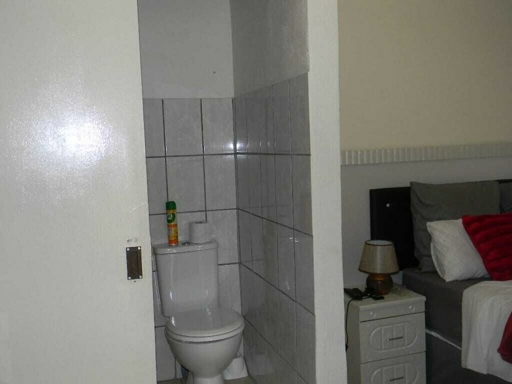 Фото M2t Guest House