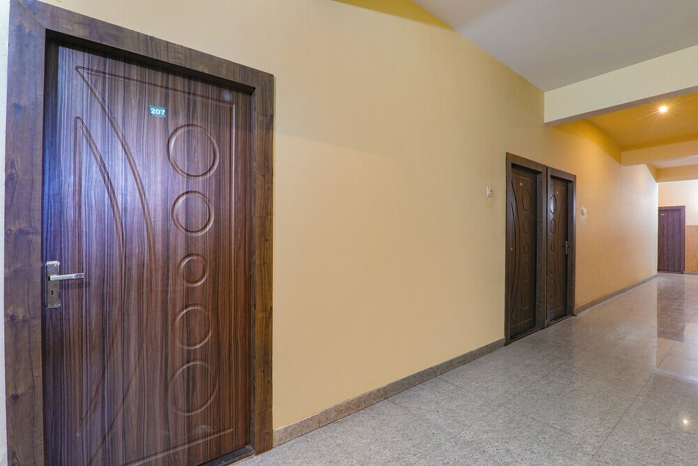 Фото Fabhotel Gsv Inn