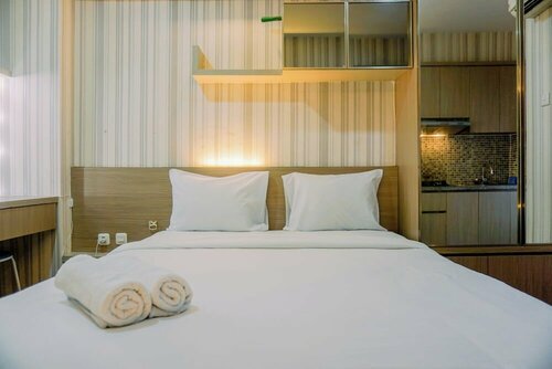 Гостиница Studio Furnished With Comfort Design Green Bay Pluit Apartment в Джакарте