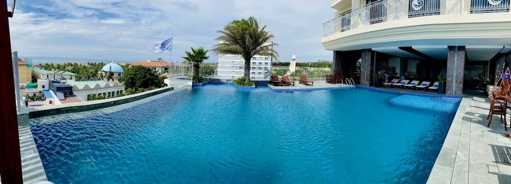 Фото Vipol Mui Ne Hotel & SPA