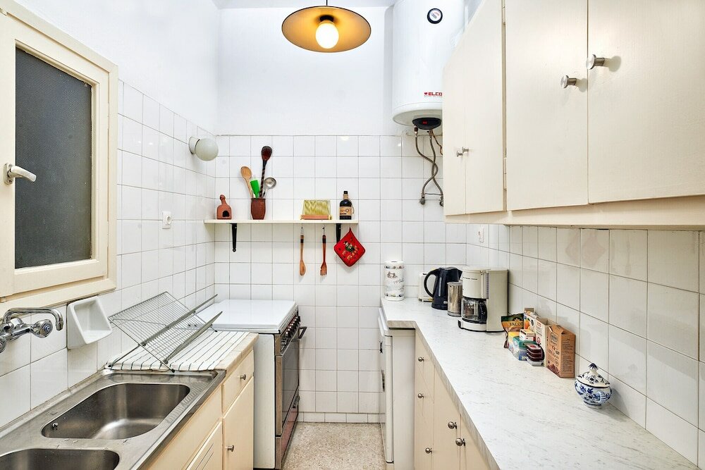 Фото Striking 1br Apartment in Kolonaki B