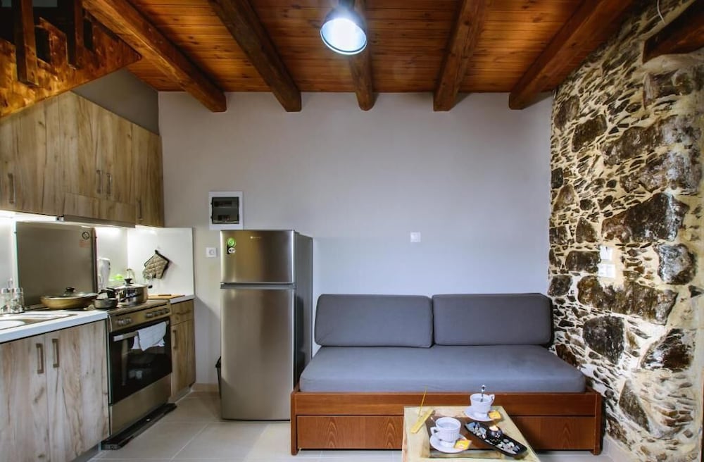 Фото Ellafos Traditional Living