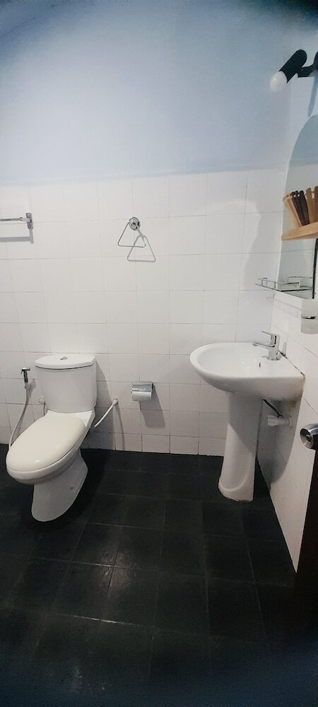 Фото Zion White House