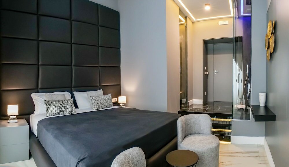 Фото Maison San Carlo Luxury Suites