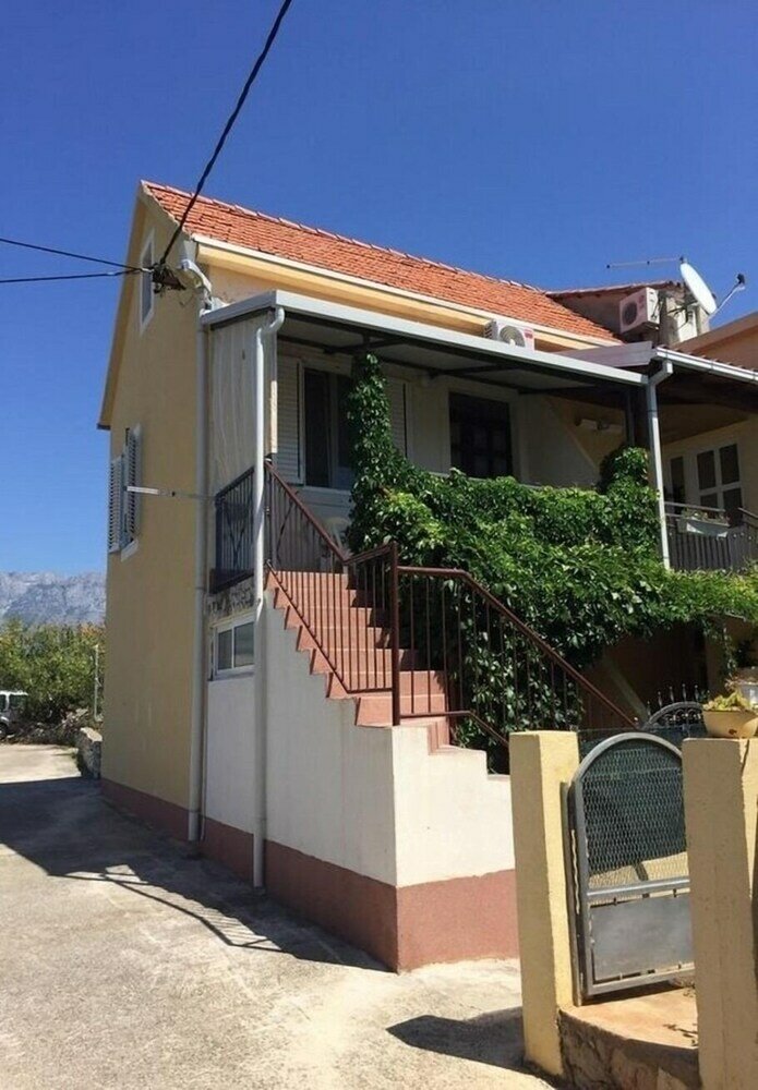 Фото Ivica - 50 m From sea - A1