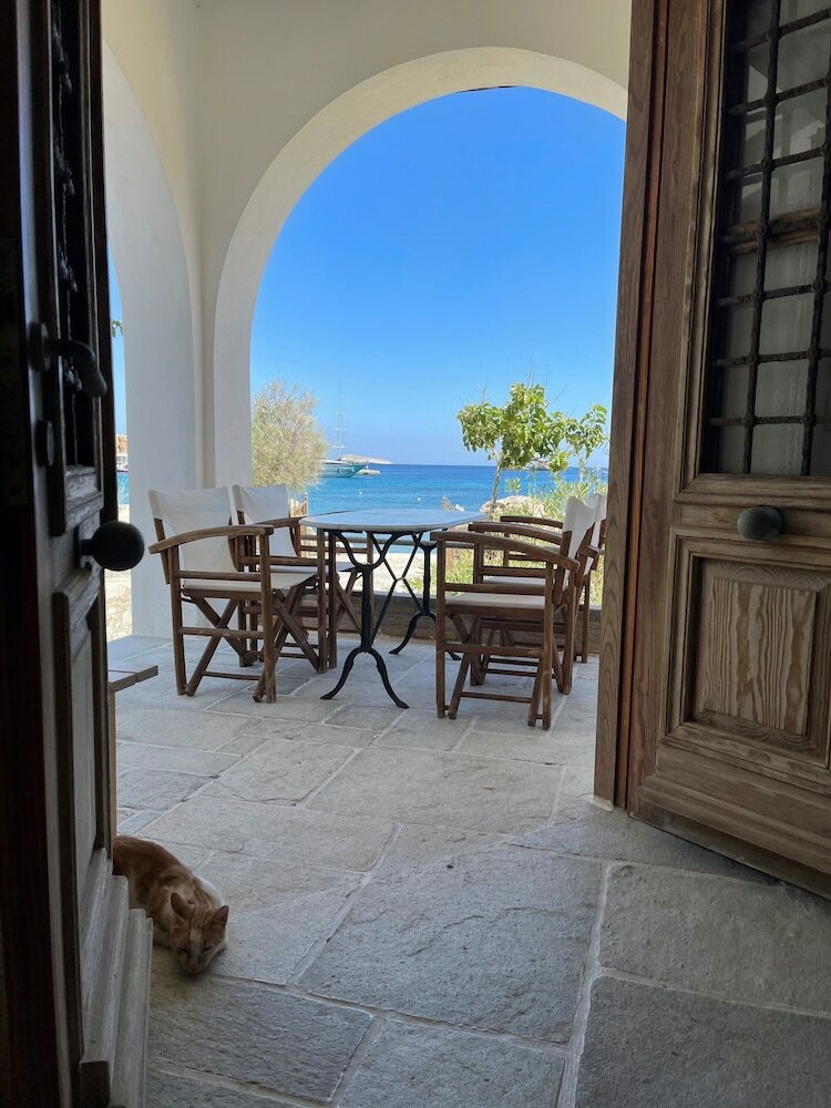 Фото Aeolos Beach Hotel