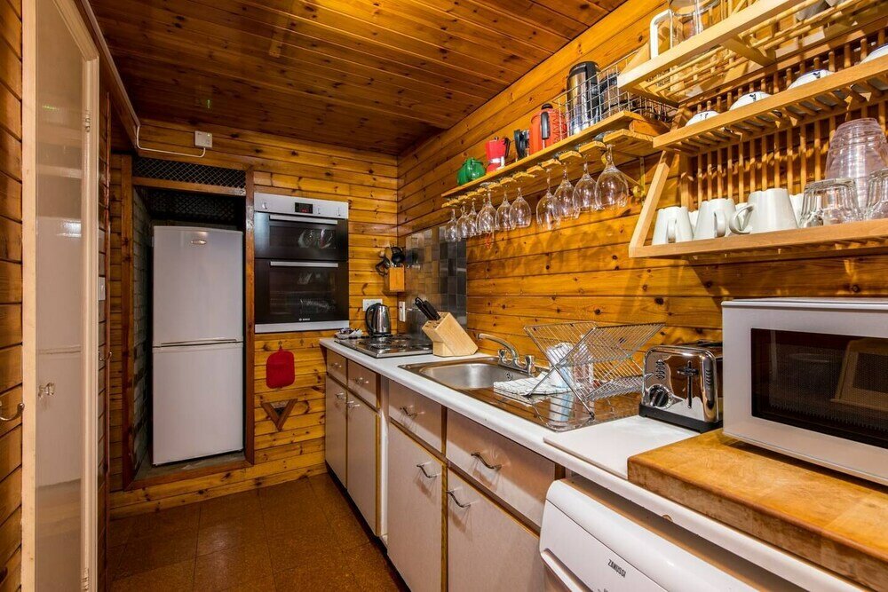 Фото Traditional 1 Bed in Chelsea Near Harrods