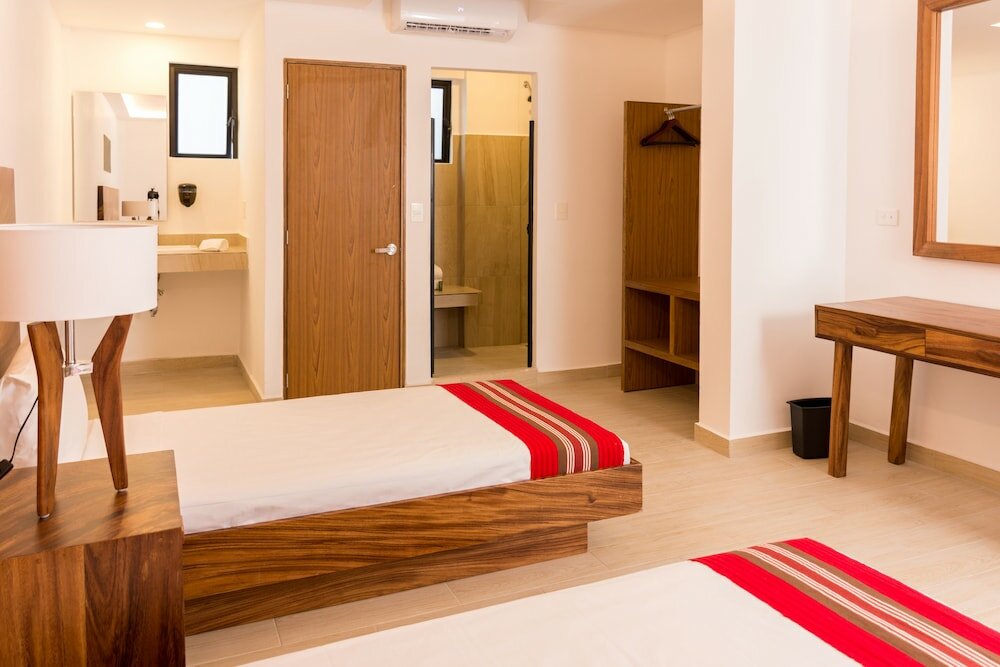 Фото Nomads Party Hostel