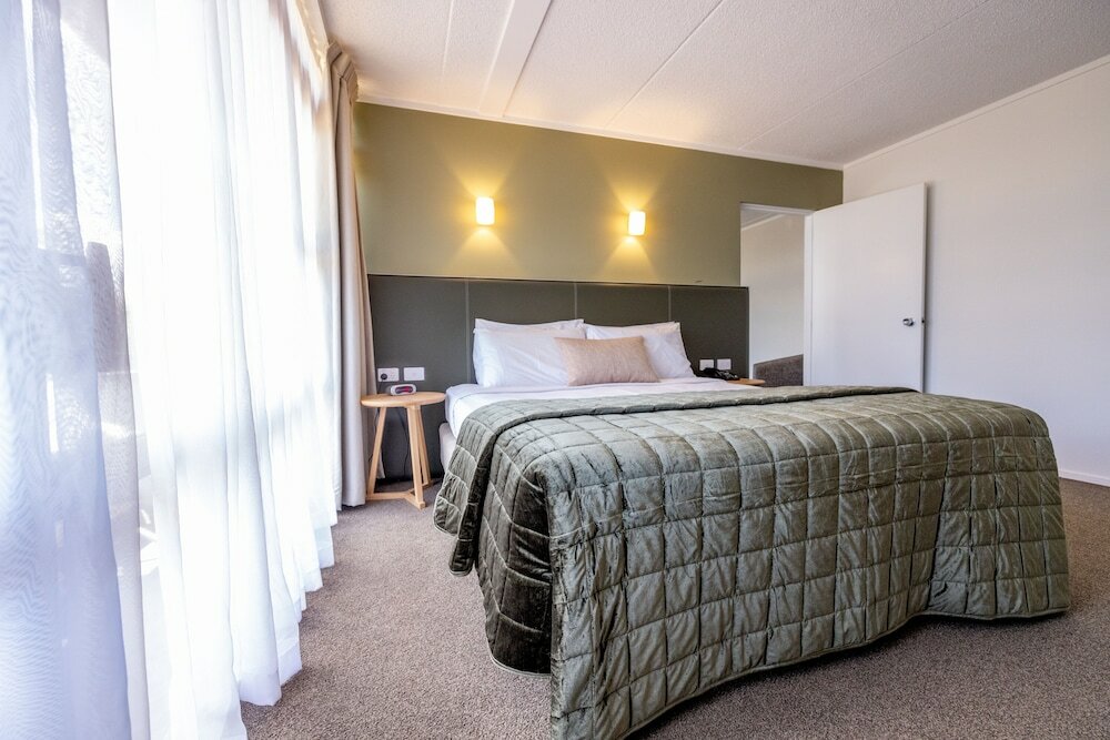 Фото Auckland Rose Park Hotel