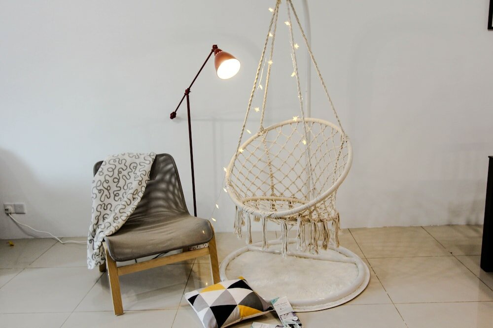 Фото Taragon Bintang Suites by StayHub Type 1