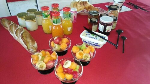 Гостиница Domaine de Cyrcé в Монлюсоне