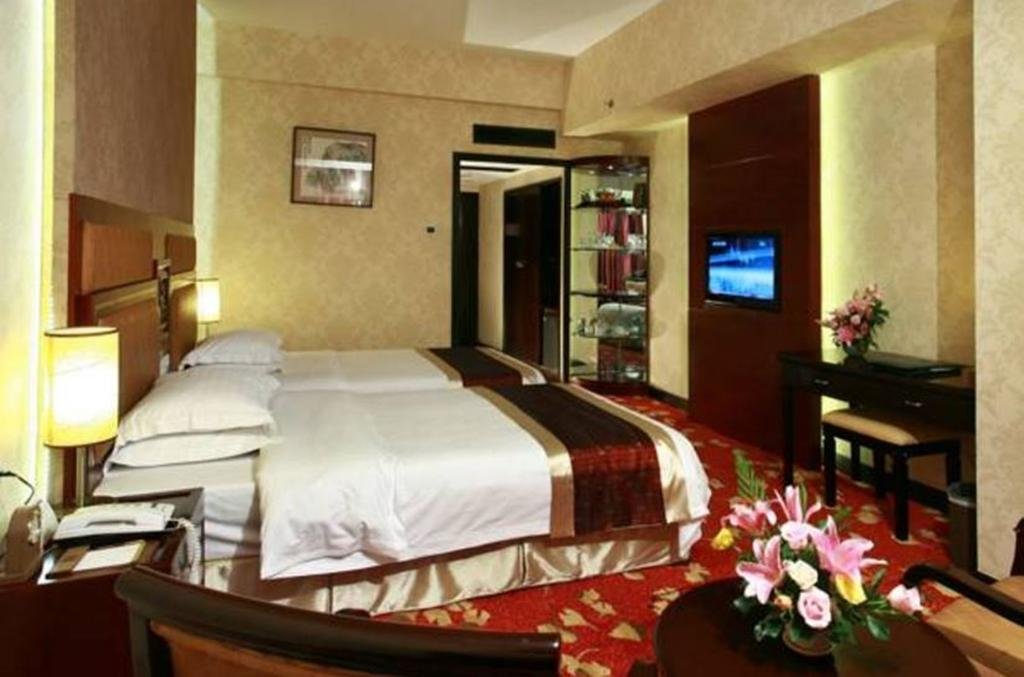 Фото Economic Trade Hotel