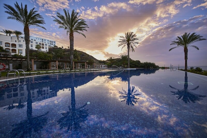 Гостиница Playitas Hotel - Sports Resort