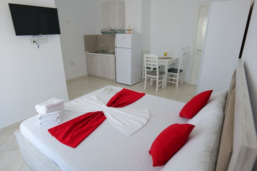 Фото Shark Hotel