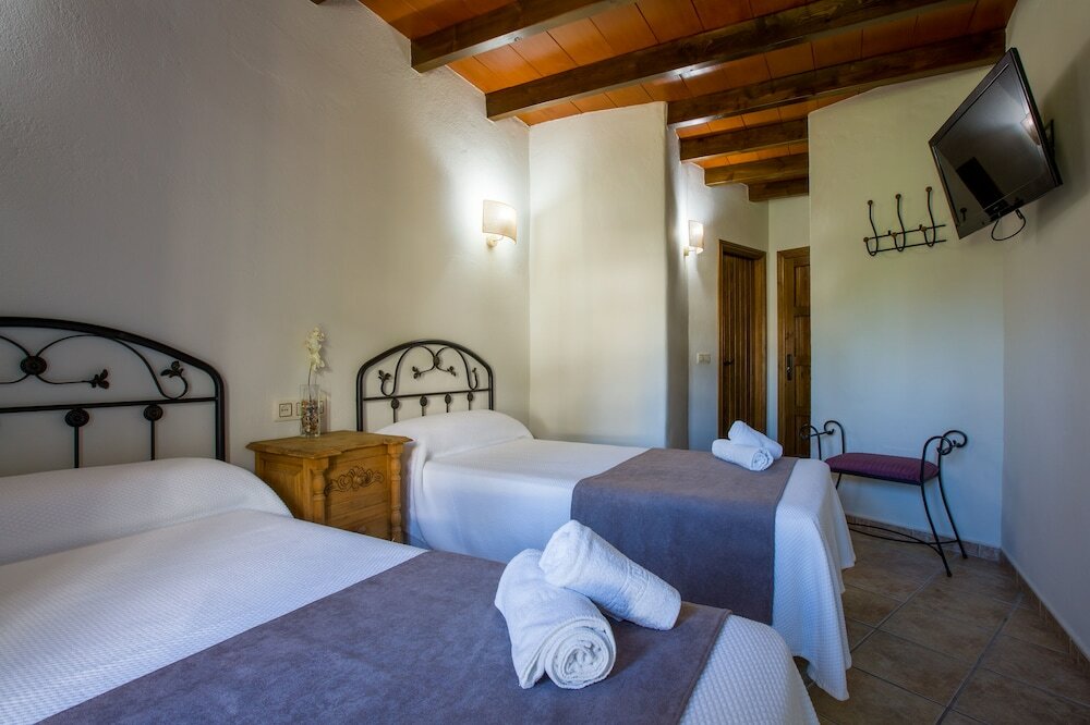 Фото Hostal Valle del Sol Confort Rooms