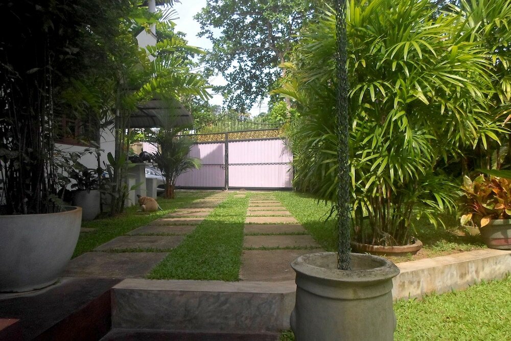 Фото Manel Guesthouse