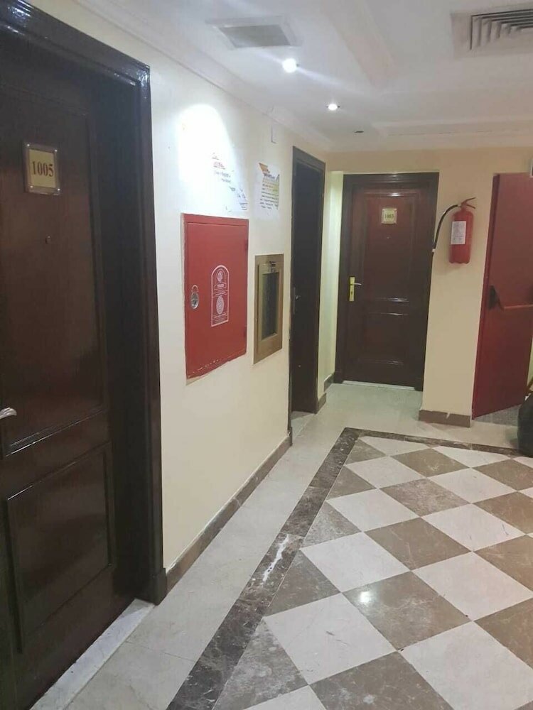 Фото Burj AlSultan Hotel