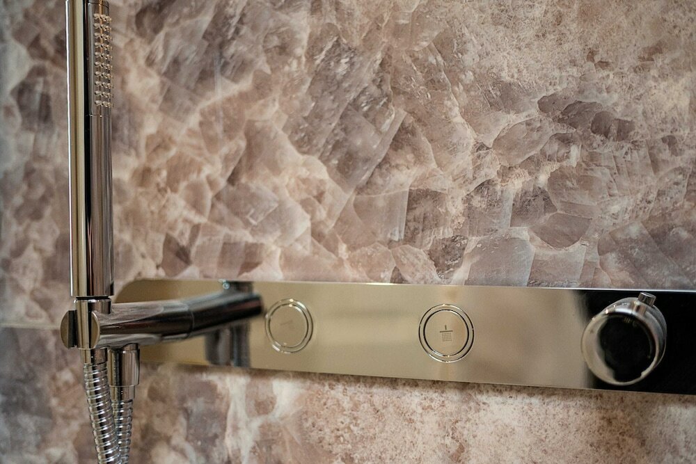 Фото Marble Arch Suite 9-hosted by Sweetstay