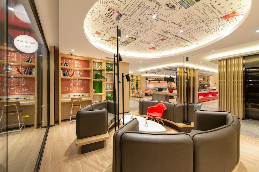 Фото Ibis Dalian Xinghai Park