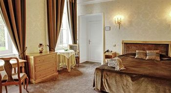 Фото Chateau de Bellefontaine