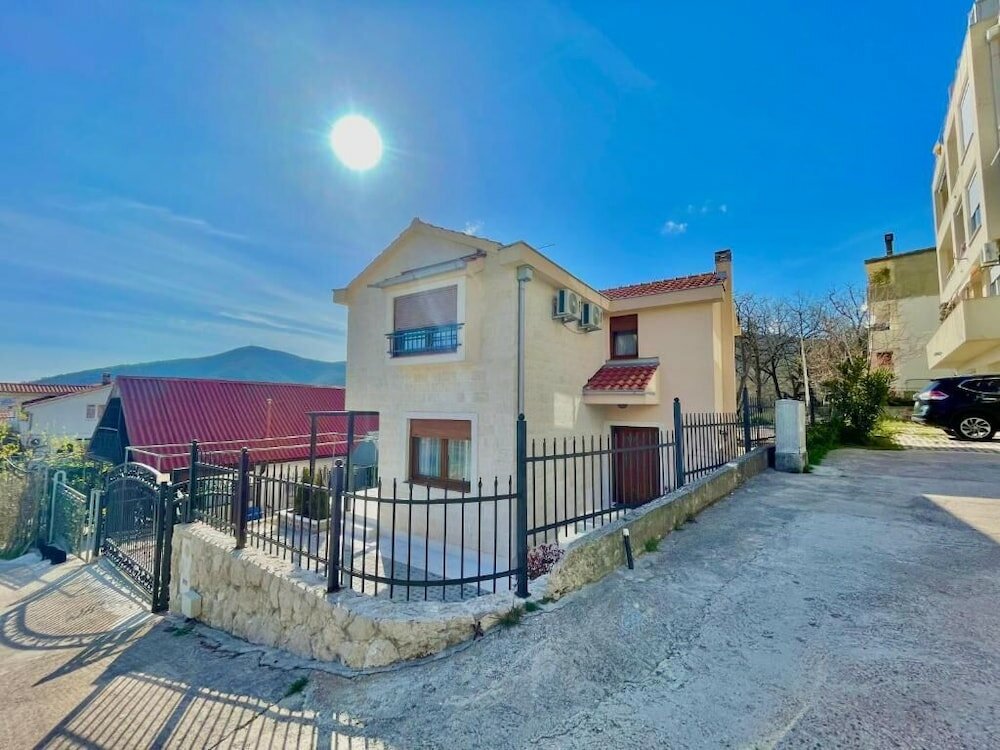 Фото Villa Serenity