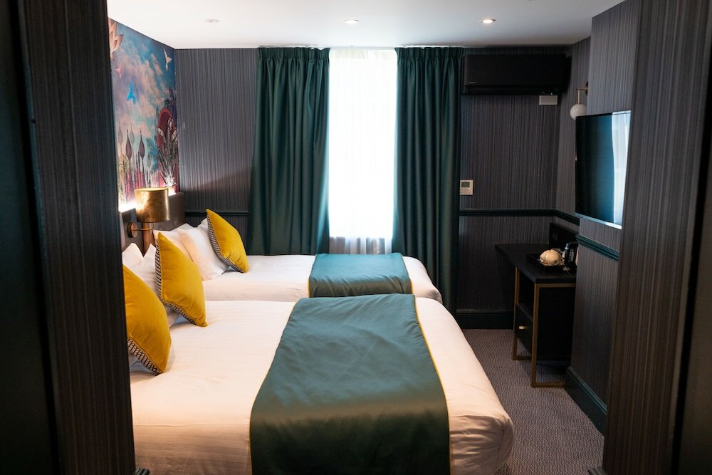 Фото Hyde Park Green