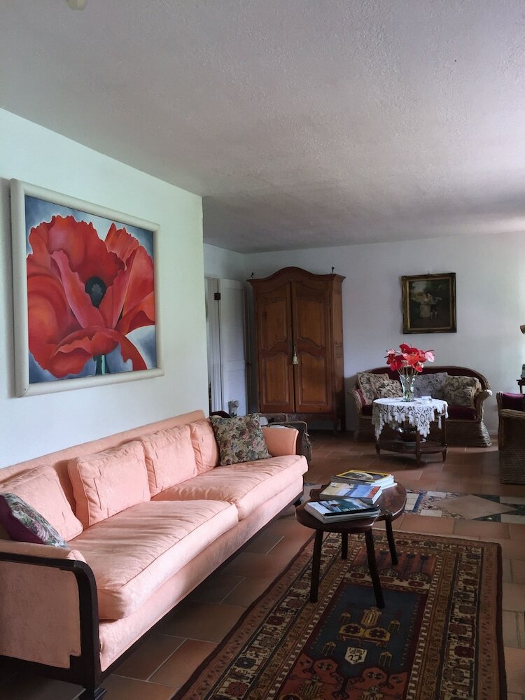 Фото Lava Tree Tropic Inn