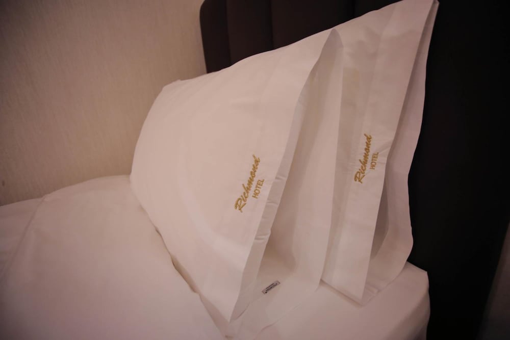 Фото Richmond Hotel